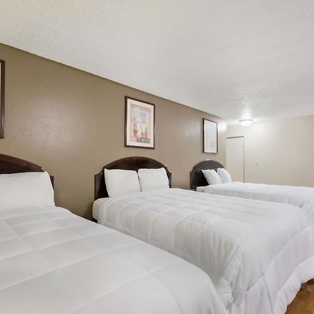 Americas Best Value Inn Woodward At 8Th St Εξωτερικό φωτογραφία