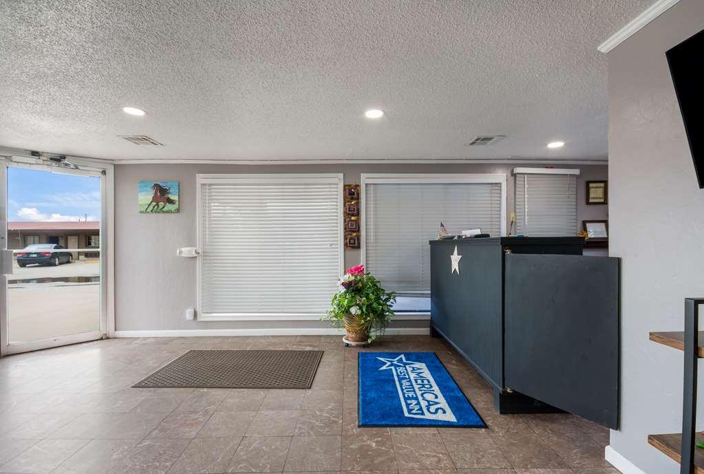 Americas Best Value Inn Woodward At 8Th St Εσωτερικό φωτογραφία