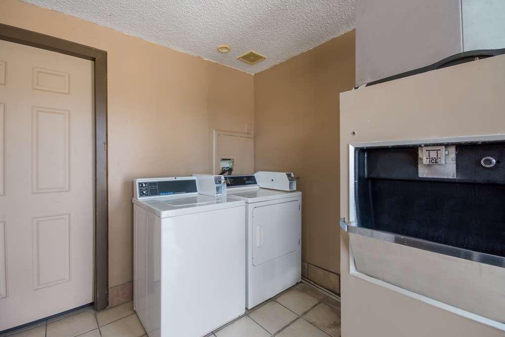Americas Best Value Inn Woodward At 8Th St Ανέσεις φωτογραφία